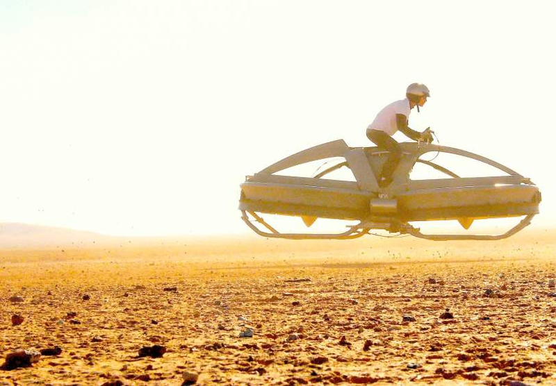 Illustration for article titled They Finally Made a Flying Star Wars Speeder Bike!